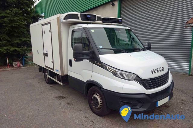 iveco-35s16-frigorefrigerator-big-2