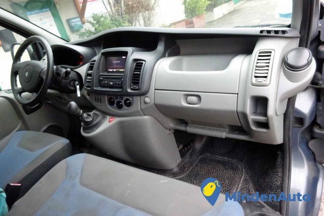 renault-trafic-20-dci-115-big-4