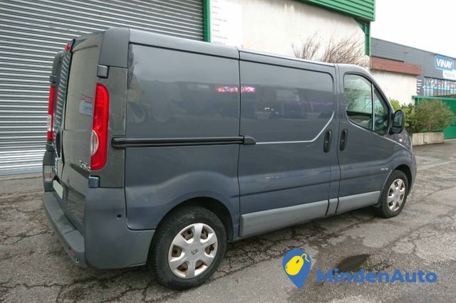 renault-trafic-20-dci-115-big-3