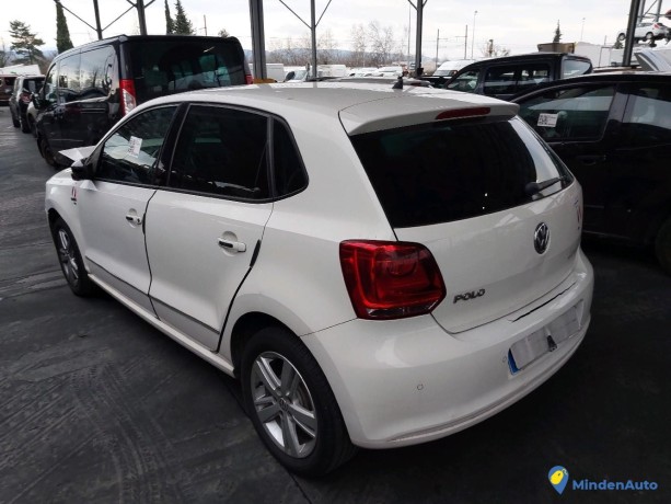 volkswagen-polo-v-12i-60-match-essence-big-1