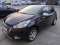 peugeot-208-14-hdi-68-gazole-small-0