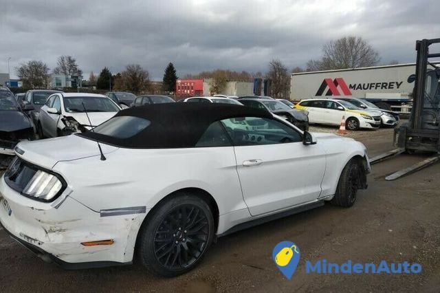 ford-mustang-vii-23l-317-cabriolet-big-2