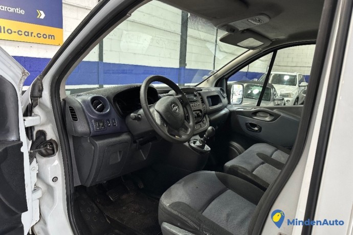 opel-vivaro-fourgon-big-4