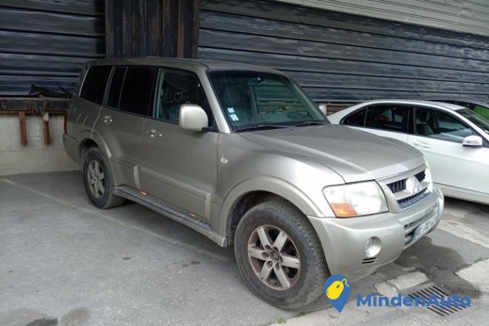 mitsubishi-pajero-32did-160-luxury-edition-big-0