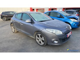 RENAULT MEGANE III DYNAMIQUE GPS TOMTOM 1.9DCi 130