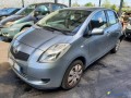 toyota-yaris-ii-10-69-ref-320800-small-0