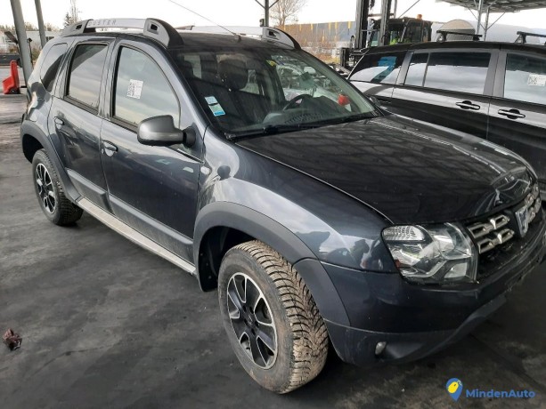 dacia-duster-12-tce-125-4wd-black-ref-317053-big-1