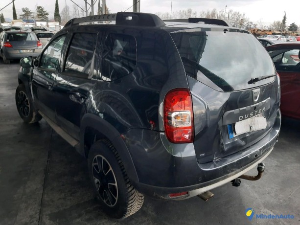 dacia-duster-12-tce-125-4wd-black-ref-317053-big-2