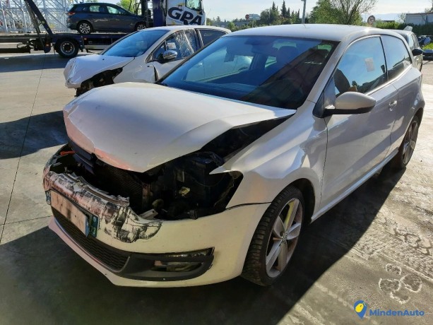 volkswagen-polo-6r-16-tdi-90-confortline-ref-320772-big-2