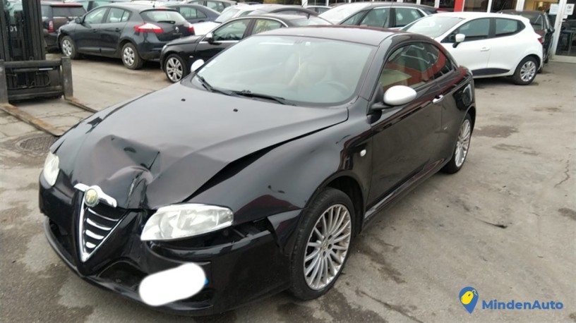 alfa-romeo-alfa-gt-19-jtdm-150-cv-n11686-big-2