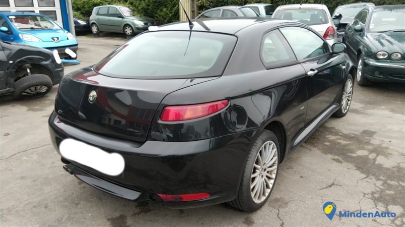 alfa-romeo-alfa-gt-19-jtdm-150-cv-n11686-big-0