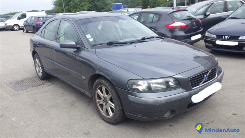 volvo-s60-phase-1-24-d-130-cv-n11493-big-1