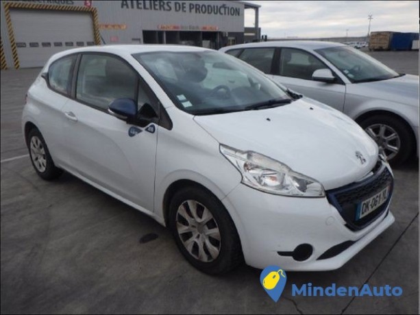 peugeot-208-like-10-68cv-50kw-big-1