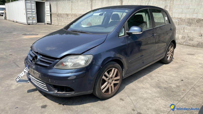 volkswagen-golf-plus-19tdi-105-confortline-big-0