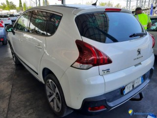 PEUGEOT 3008 2.0 BLUEHDI 150 FELINE Réf : 323565