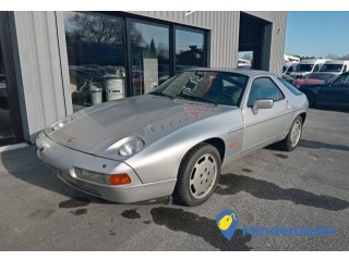 Porsche 928 S4