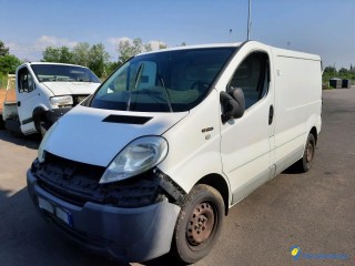 RENAULT TRAFIC II 2.0 DCI 90 L1H1 Réf : 322359