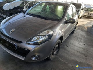 RENAULT CLIO III 1.5 DCI 90 XV DE FRAN Réf : 316220