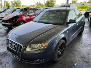 AUDI A4 QUATTRO 2.0 TFSI 200 Réf : 325509 CARTE GRISE