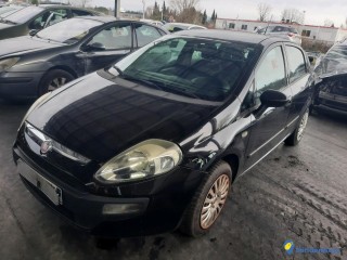 FIAT PUNTO EVO 1.3 JTD 75 DYNAMI Réf : 314054  CARTE GRISE