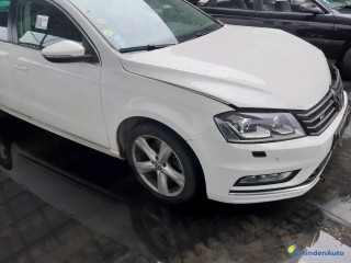 VOLKSWAGEN PASSAT SW 1.6 TDI 105 R-LINE Réf : 325083