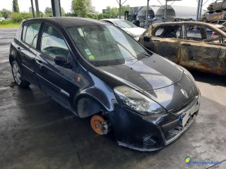 RENAULT CLIO III 1.5 DCI 90 XV DE FRANCE Réf : 326107