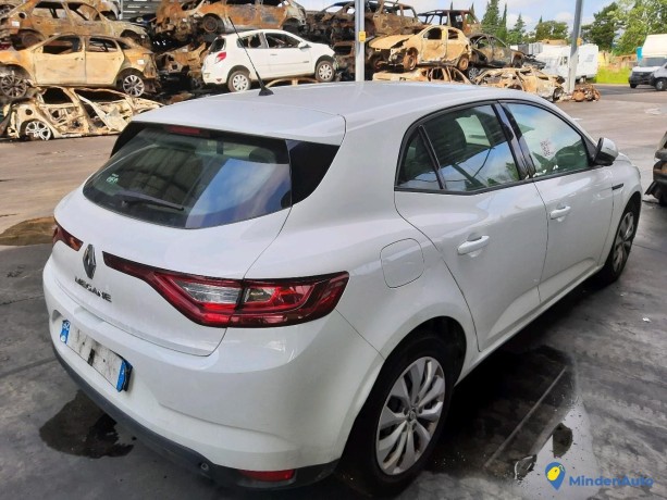 renault-megane-iv-15-dci-90-ref-322951-big-3