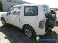 mitsubishi-pajero-small-2