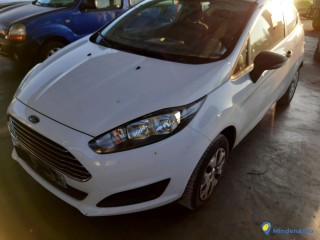 FORD FIESTA VI 1.25I - 60 AMBIENTE Réf : 317645