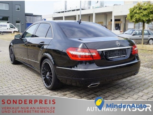 mercedes-benz-e-350-cdi-lim-avantgarde-navi-pano-leder-xe-ahk-195-kw-265-ps-big-1