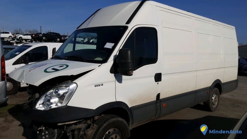 iveco-daily-v-dj-785-ae-big-3