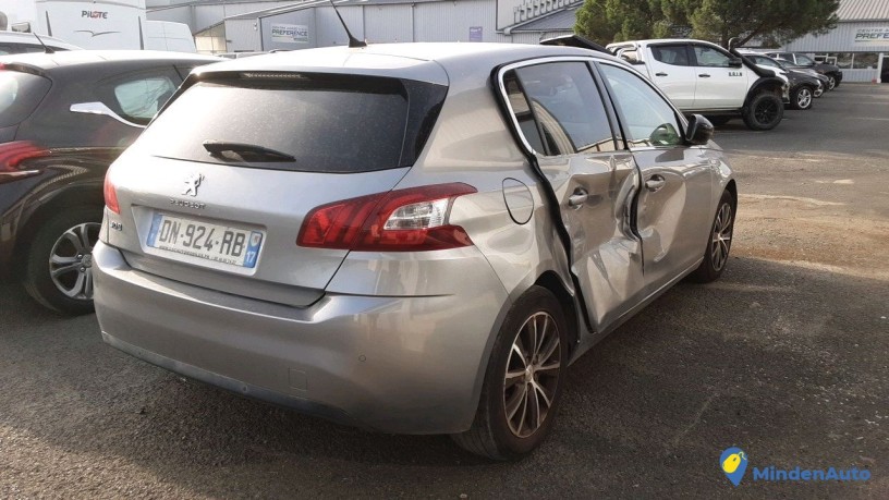 peugeot-308-dn-924-rb-big-3