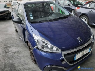 PEUGEOT 208 1.2 I PURETECH 12V STYLE Réf : 315174