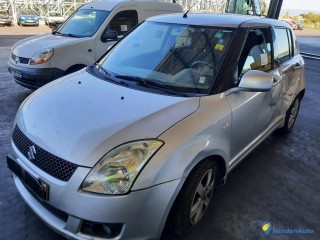 SUZUKI SWIFT III 1.3 VVT GLX AUTOMAT Réf : 331627