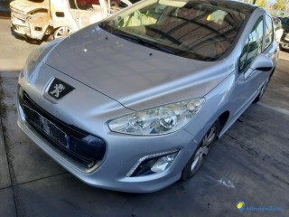 PEUGEOT 308 1.6 E-HDI 112 ALLURE Réf : 331226