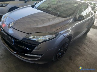 RENAULT MEGANE III RS 2.0T - 265 Réf : 327249