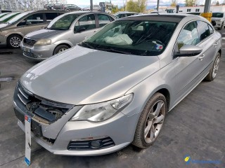 VOLKSWAGEN PASSAT CC 2.0 TDI 140 CARAT Réf : 334331