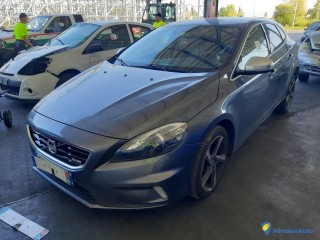 VOLVO V40 II 2.0 D3 150 R-DESIGN Réf : 332163