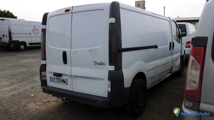 renault-trafic-ce-720-mw-big-1