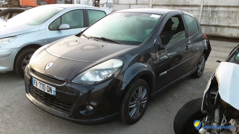 renault-clio-fx-770-qn-big-0