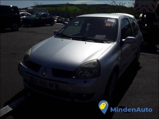 Renault CLIO 2.0 RS 180