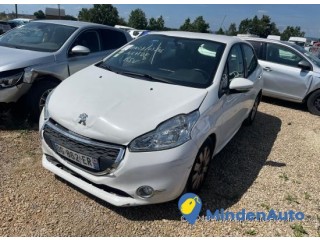 PEUGEOT 208 1.6 HDi 92