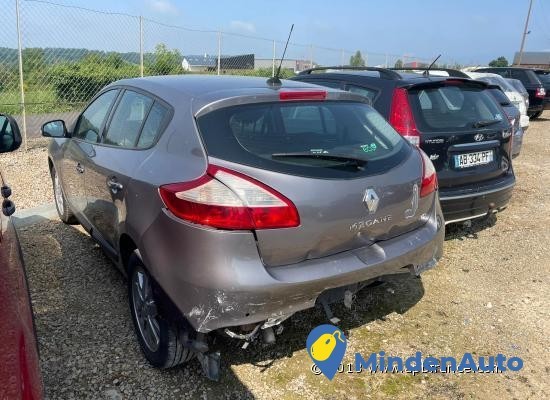 renault-megane-iii-15-dci-110-big-3