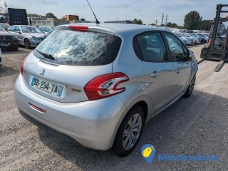 Peugeot 208 Active 1.4 VTI 95  Motor 1,4 Ltr. - 70 kW 16V VTi