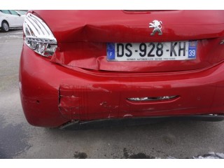 PEUGEOT 208 1