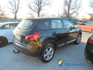 Nissan Qashqai 2.0 DCi 150 / FQ784