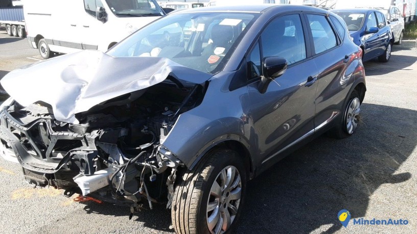 renault-captur-dk-089-xd-big-2