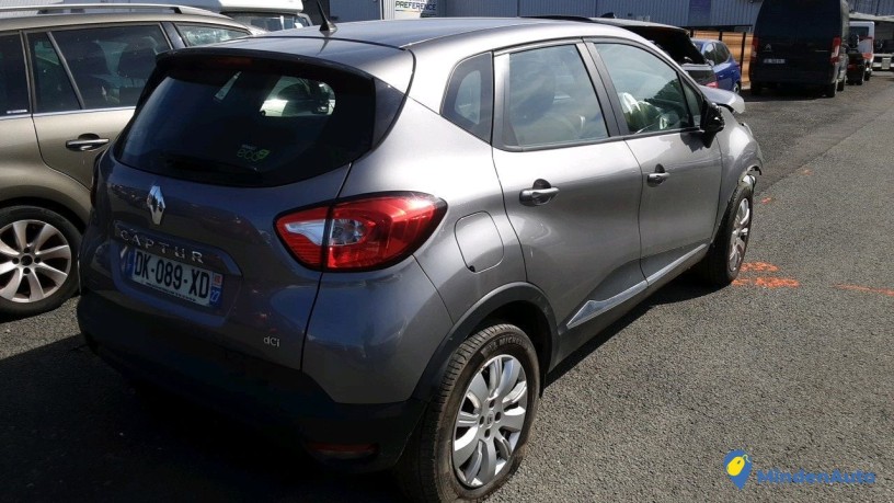 renault-captur-dk-089-xd-big-0