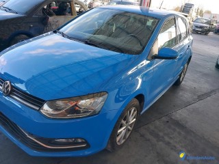 VOLKSWAGEN POLO V (6C) 1.0I 60 LOUNGE - ESSENCE