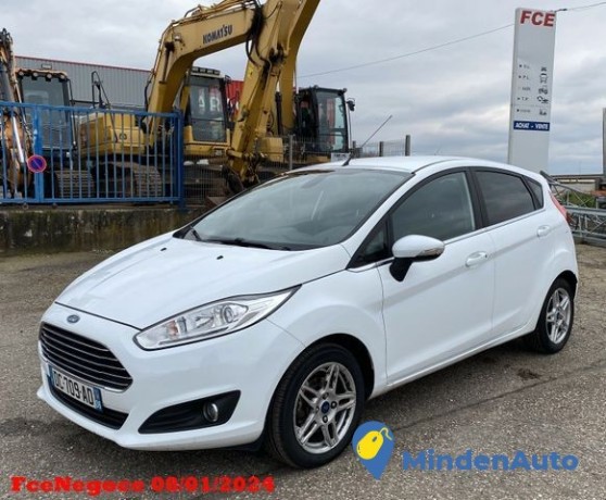 ford-fiesta-titane-10i-ecoboost-big-0